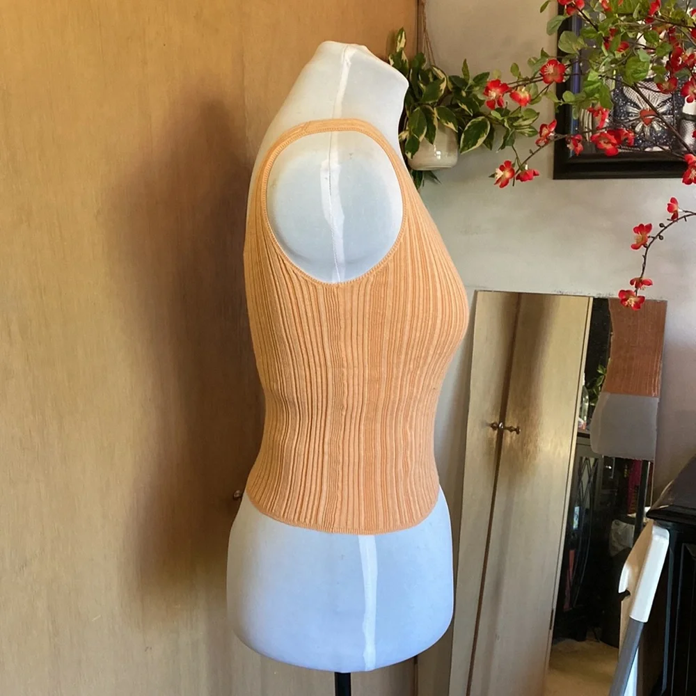 VINCE (M) Ribbed Tanktop - Picture 5 of 9